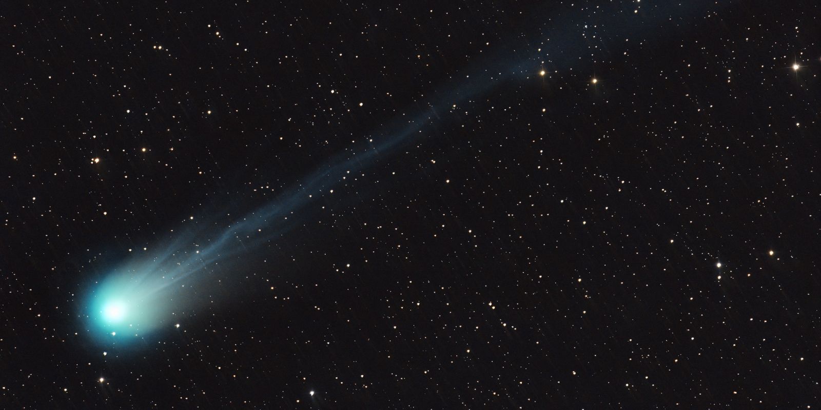 komet passerar jorden – 71 år sedan senaste besöket