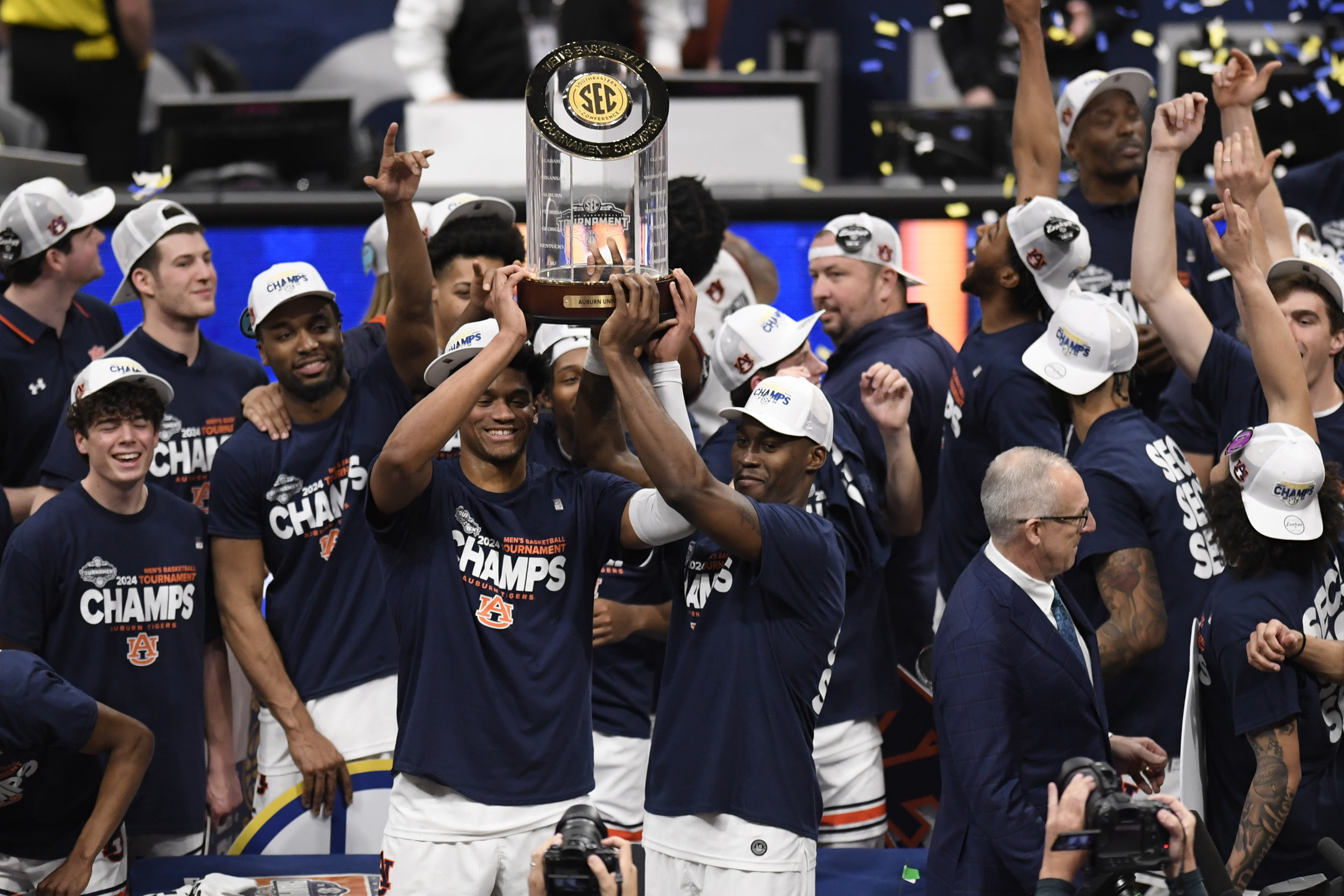 Photos Auburn celebrates an SEC Tournament championship