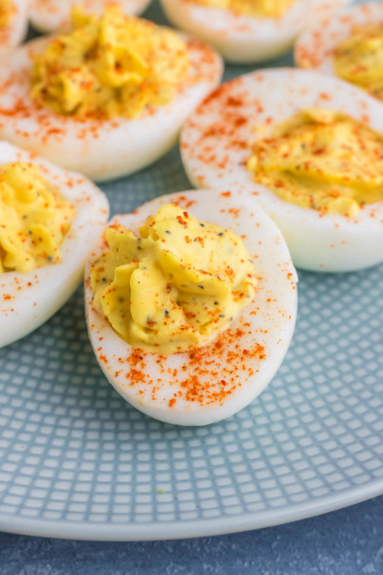 Easy Deviled Eggs Recipe 4551