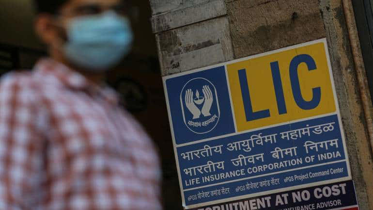 lic looking to raise $6-7 billion by selling land, buildings: report