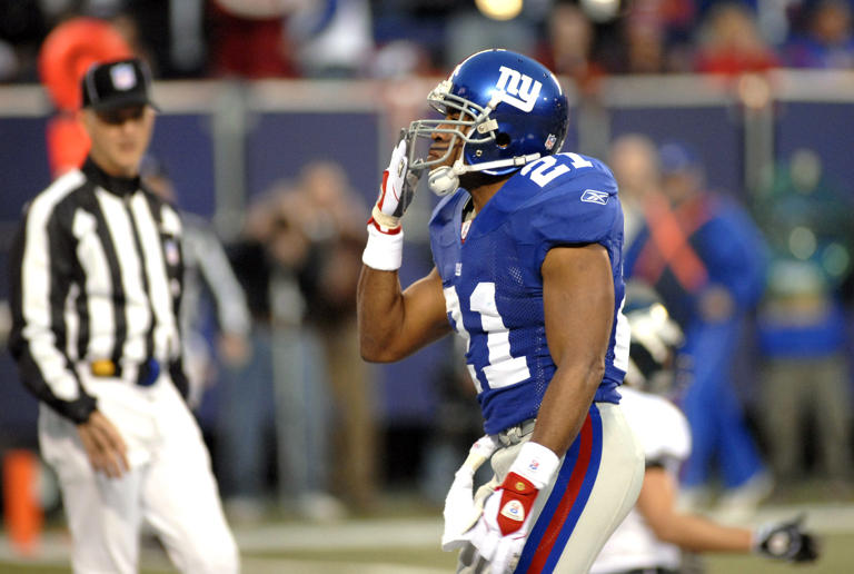 Giants great Tiki Barber fires back at ex-teammate Ryan Clark