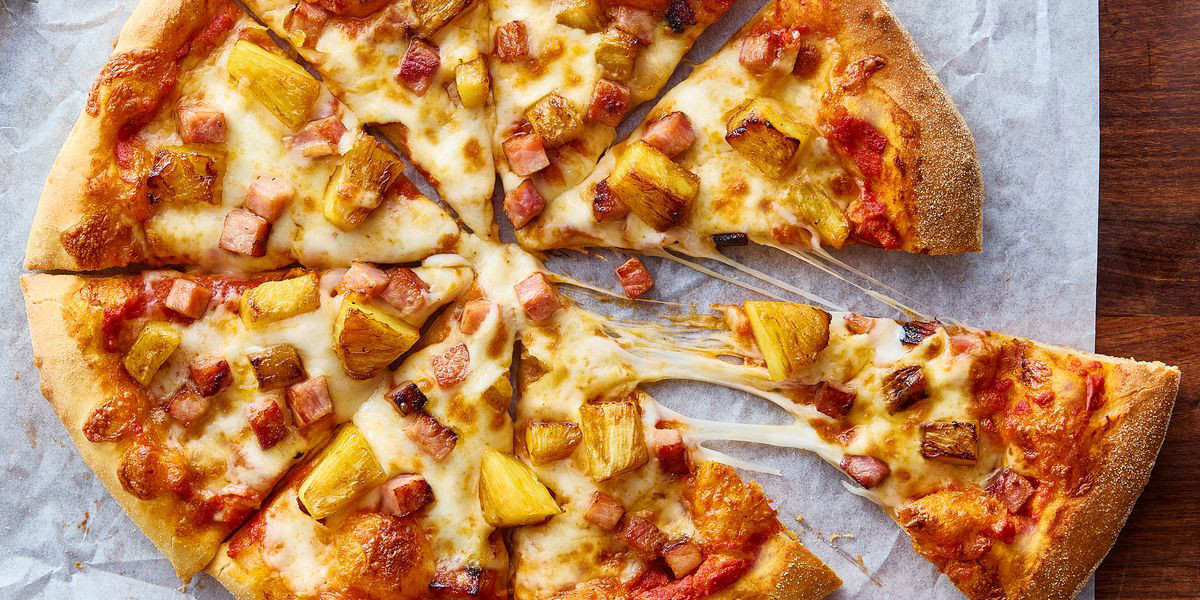 Hawaiian Pizza Proves Once & For All That Pineapple Is An Essential ...
