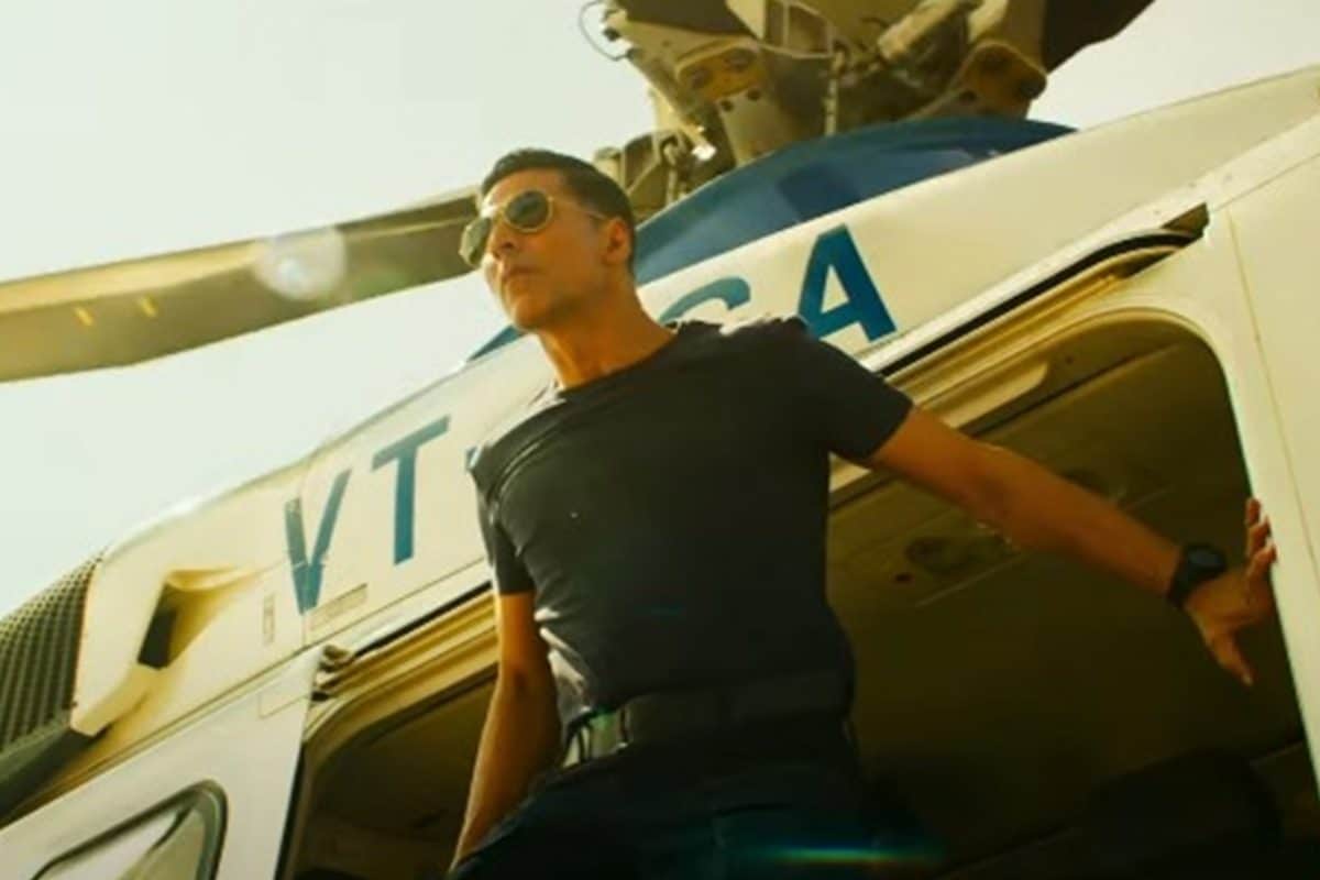 akshay kumar fires machine gun, suspends from helicopter in leaked photos from welcome 3 set; see here