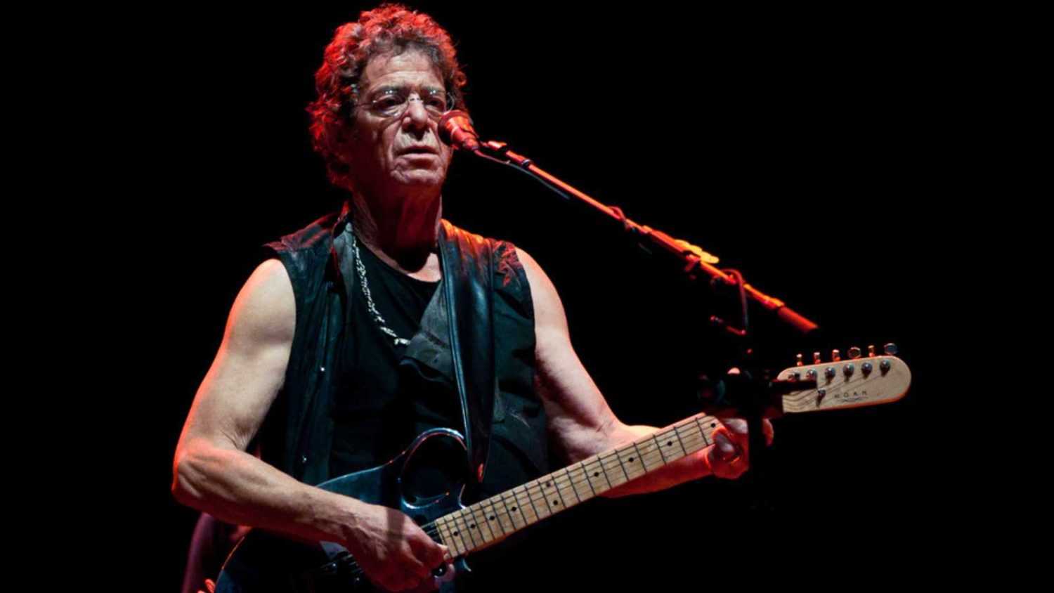 <p>Two respondents point specifically to the live version of this classic song. One suggests that Steve Hunter’s guitar work is "incredible." Other claims that Lou Reed comes in far too early but still fails to ruin one of music’s great intros.</p>