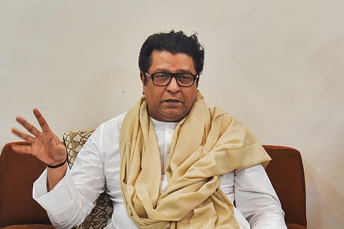 office-bearers quit mns in protest after raj thackeray declares support to pm modi