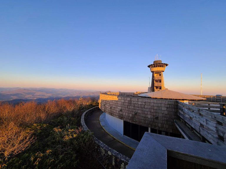 Hikes Brasstown Bald at Sunset