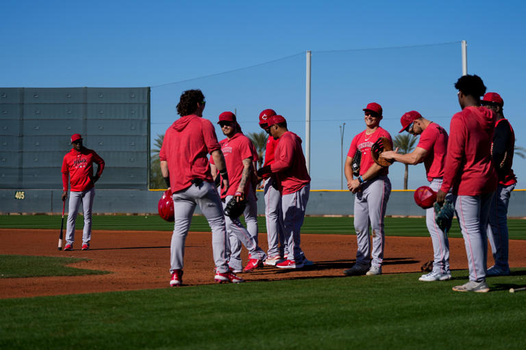 The Cincinnati Reds finalize Opening Day roster, call up Bubba Thompson