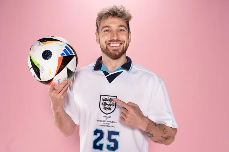 I’m A Celebrity winner Sam Thompson among those making Soccer Aid debut
