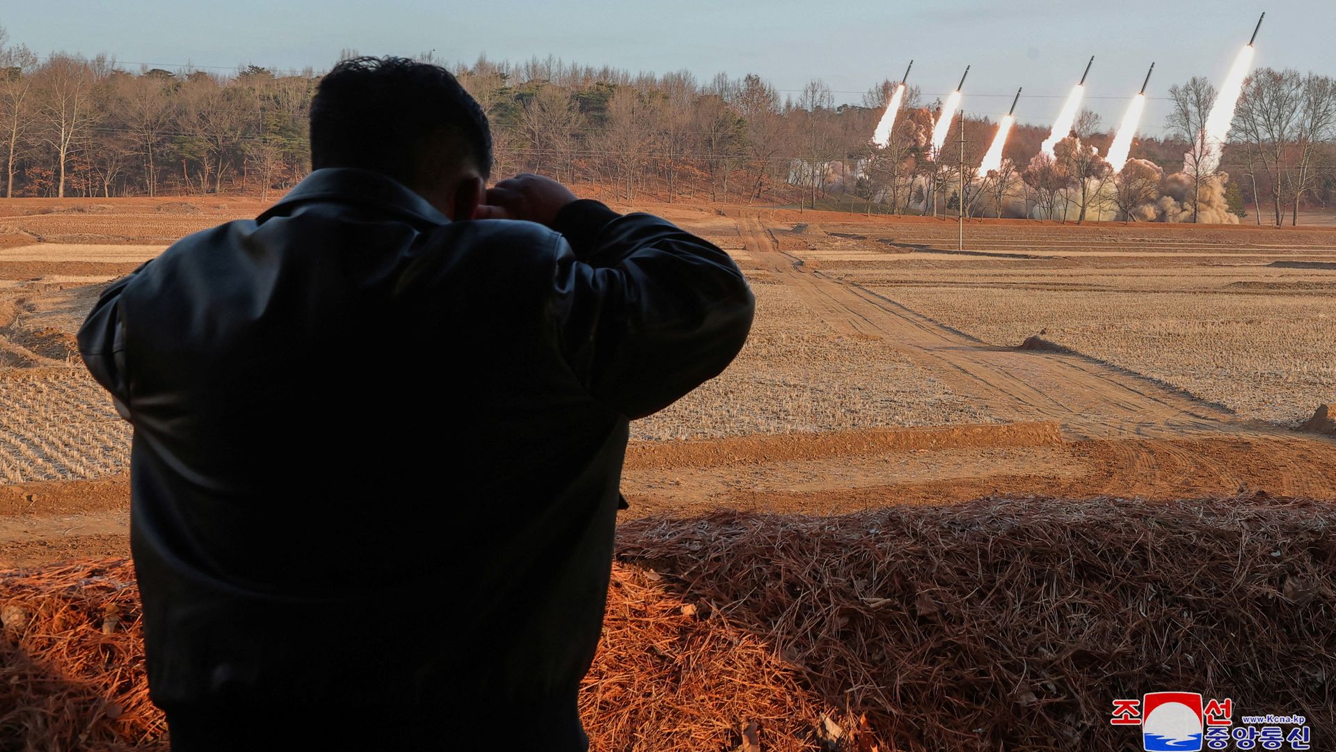 nordkorea: kim jong un überwacht test von »supergroßem« raketenwerfer