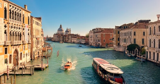 <a>Venice is justifiably popular, but there are several strategies for avoiding the crowds: by choosing the right time of year to visit, exploring further afield, and following tips from people who live there.</a>