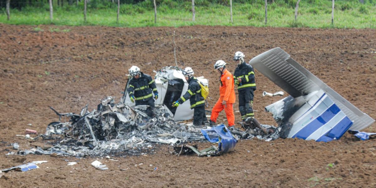 avion s’écrase dans une ville du brésil le même jour qu’un autre avion il y a 17 ans