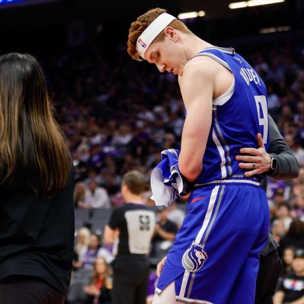 Kings' Kevin Huerter Exits With Shoulder Injury Vs. Grizzlies