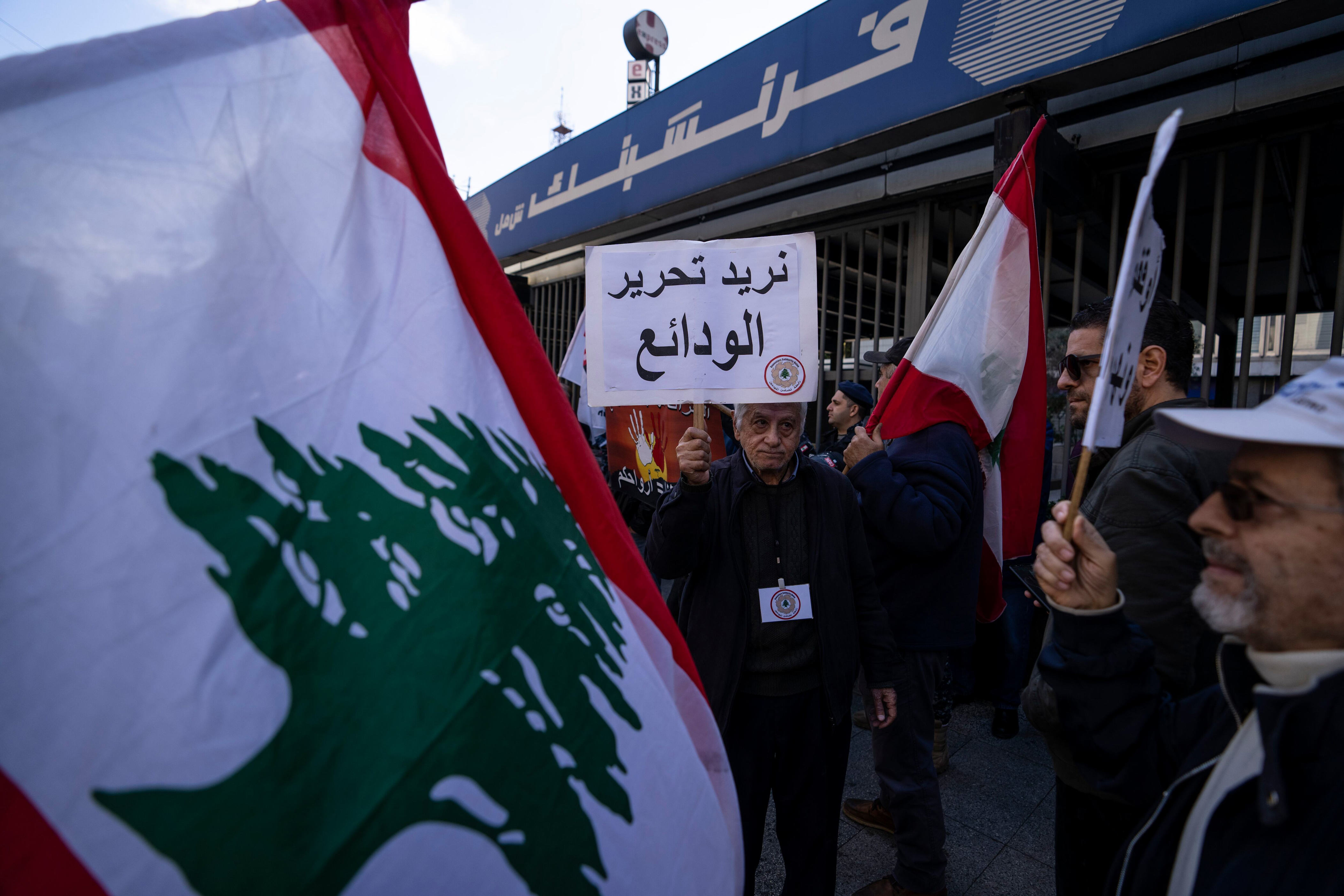 lebanon faces poverty trap as the elite 'sabotage' third recovery plan