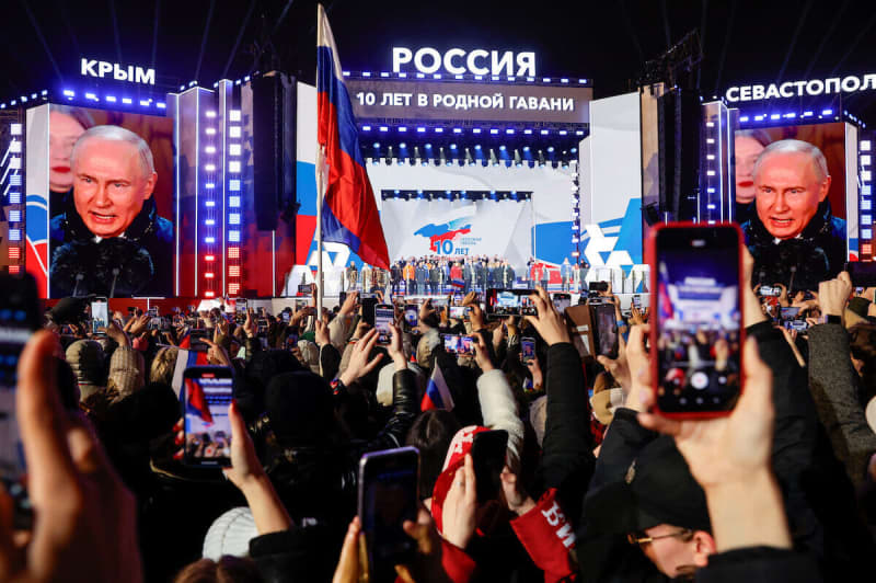シベリアの投票所で「技術的ミス」、ロシア大統領選で野党候補がプーチンの10倍得票を稼ぐ