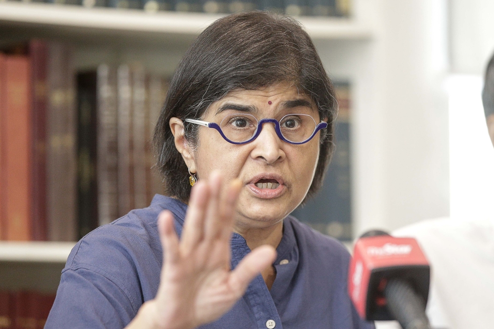 lawyers: four stateless malaysia-born women denied citizenship, regressive amendments will worsen plight