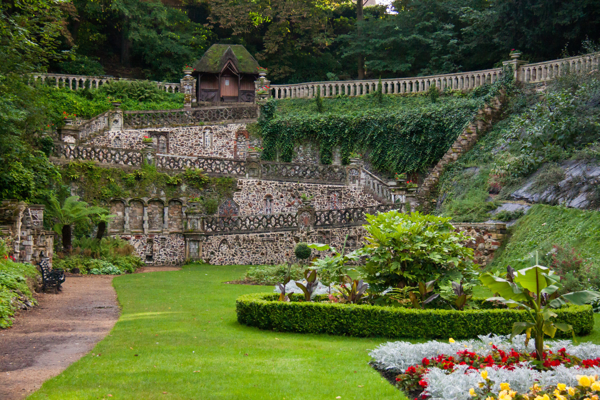 <p>The Plantation Garden in Norwich is a beautiful Victorian, Gothic-style garden in the city centre. The garden boasts flowerbeds, Gothic fountains, an Italian terrace, a cathedral, and woodlands.</p> <p>See also: <a href="https://www.starsinsider.com/travel/340942/the-beauty-of-spring-around-the-world">The beauty of spring around the world</a></p><p><a href="https://www.msn.com/en-us/community/channel/vid-7xx8mnucu55yw63we9va2gwr7uihbxwc68fxqp25x6tg4ftibpra?cvid=94631541bc0f4f89bfd59158d696ad7e">Follow us and access great exclusive content every day</a></p>