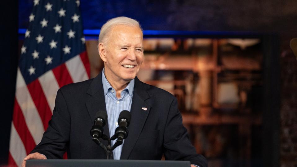 outside groups pledge $1 billion to biden—as trump reportedly struggles to fundraise
