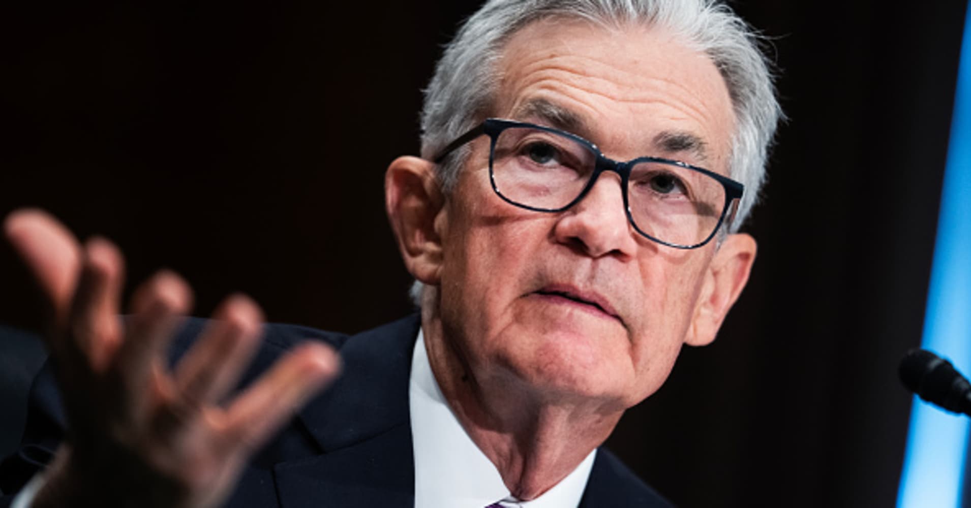 fed could cut rates fewer times than expected as economy keeps growing, according to cnbc survey