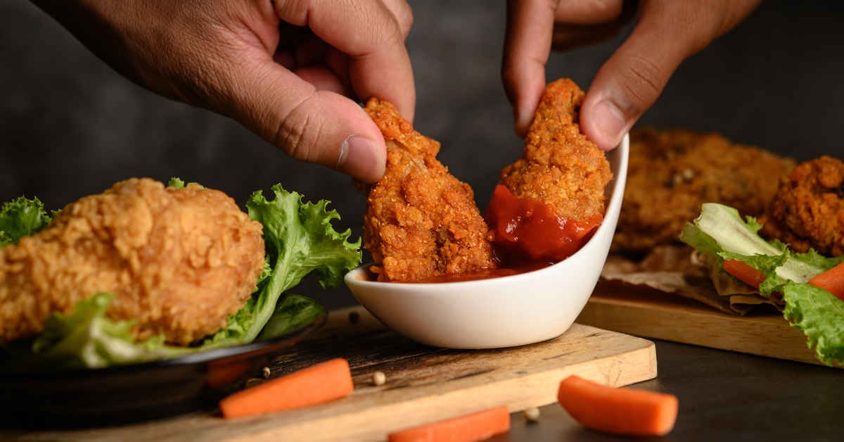 <p> BoBo’s Fine Chicken isn’t a 99-cent burger type of place because it serves local fried chicken made from scratch. </p> <p> It’s a simple destination that offers family-style seasoning and hardy portions no matter if you want to come in to sit and chat or go through the drive-thru. </p>