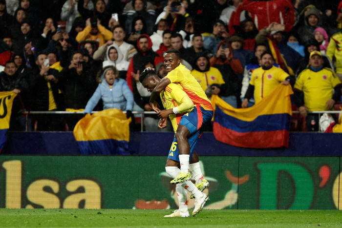 ¡colombia ya le gana a bolivia! vea el golazo de jhon arias