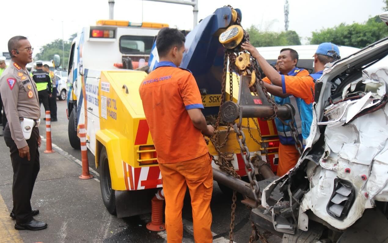 Serem, Begini Kronologi Kecelakaan Beruntun Di Gerbang Tol Halim