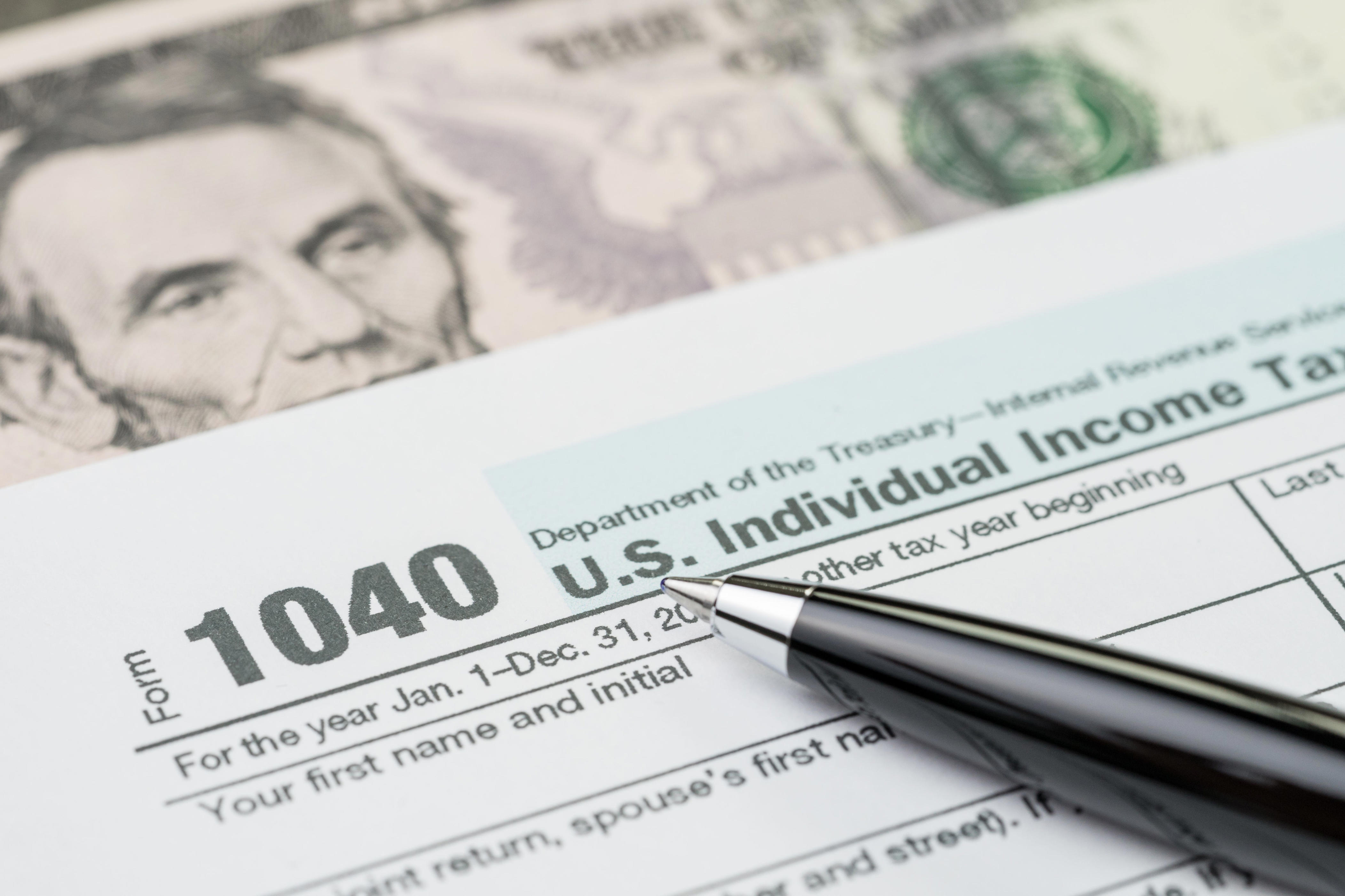 IRS Has $1 Billion In Unclaimed Tax Refunds From 2020. Here's How To ...