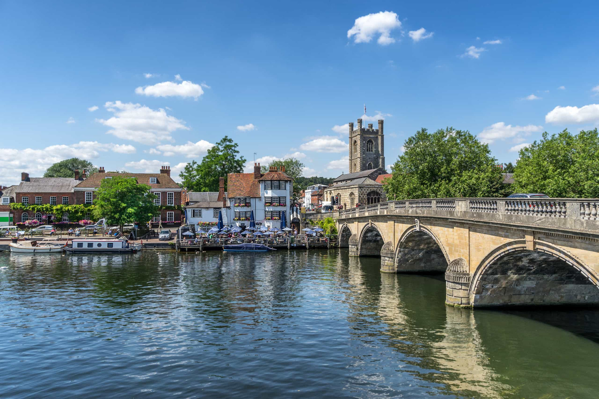 <p>Henley in Oxfordshire is a wonderful town based on the <a href="https://www.starsinsider.com/travel/441438/fancy-a-sightseeing-cruise-along-the-river-thames" rel="noopener">River Thames</a>. Here you can see one of the best-ranked museums in the world, the River & Rowing Museum. There is also a lovely walk called the Thames Path National Trail that will take you through some beautiful spots.</p>