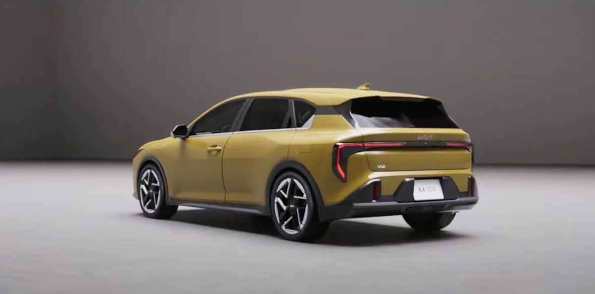 View Photos of the 2025 Kia K4 Hatchback