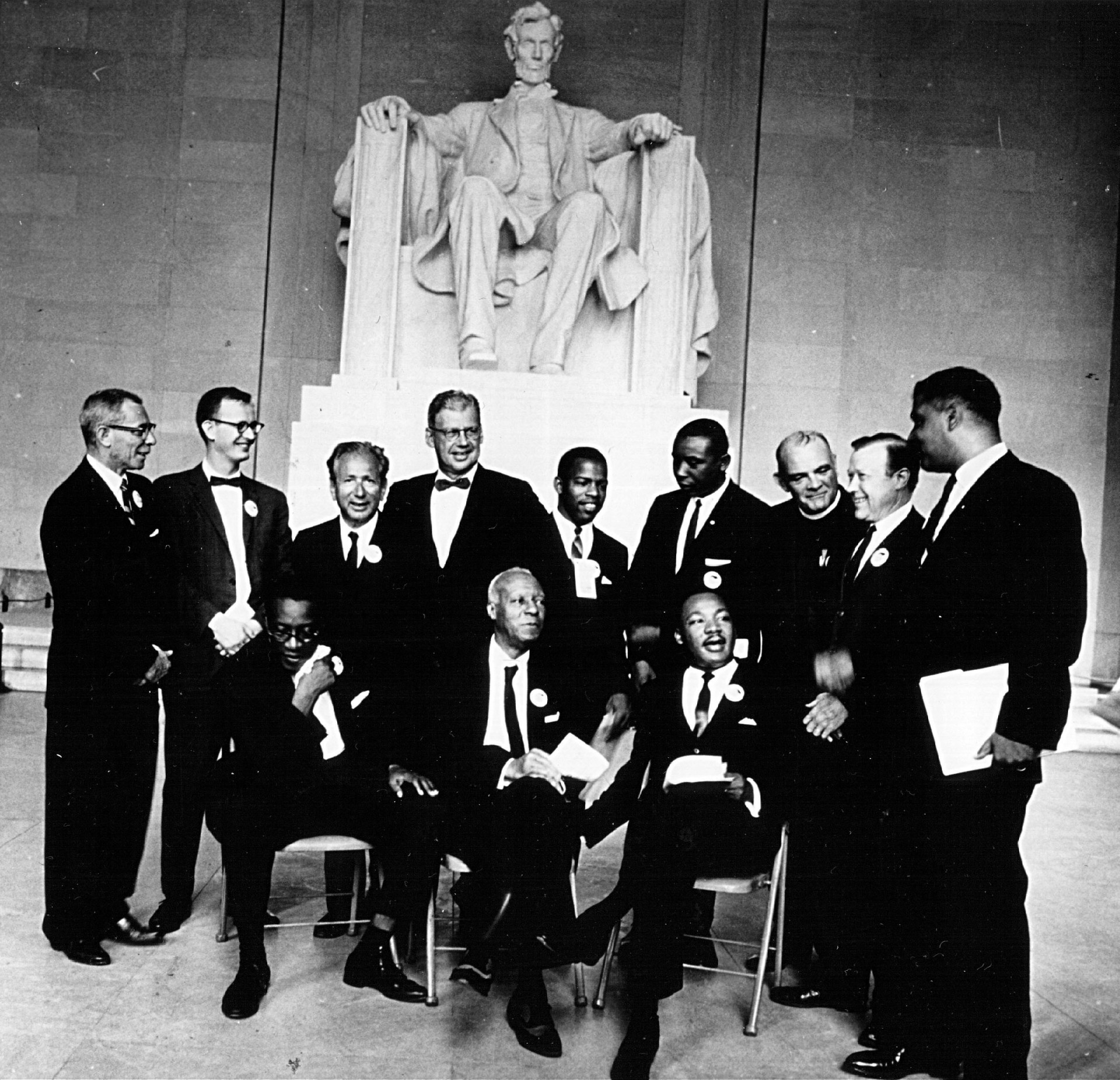 King and other civil rights leaders gathered at the Lincoln Memorial before the rally.<p><a href="https://www.msn.com/en-us/community/channel/vid-7xx8mnucu55yw63we9va2gwr7uihbxwc68fxqp25x6tg4ftibpra?cvid=94631541bc0f4f89bfd59158d696ad7e">Follow us and access great exclusive content every day</a></p>