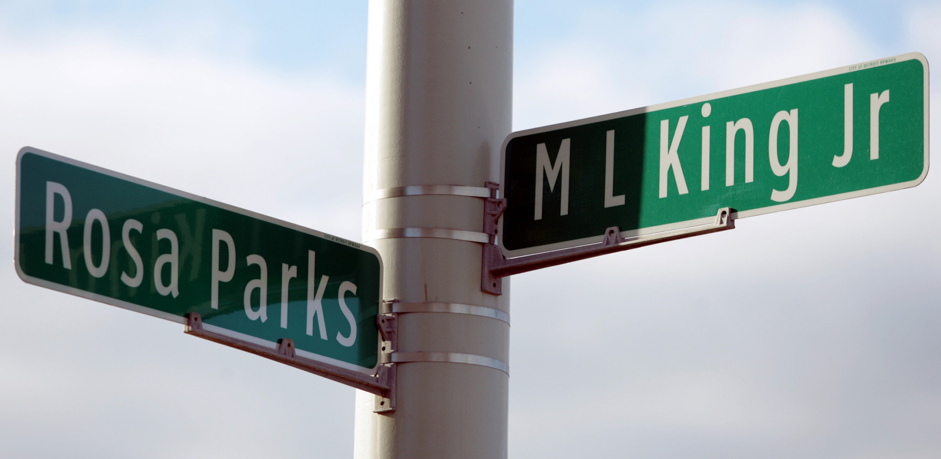 Many roads and streets across the country are named for King and Rosa Parks.<p><a href="https://www.msn.com/en-us/community/channel/vid-7xx8mnucu55yw63we9va2gwr7uihbxwc68fxqp25x6tg4ftibpra?cvid=94631541bc0f4f89bfd59158d696ad7e">Follow us and access great exclusive content every day</a></p>