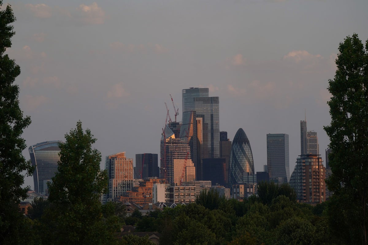 opinion - why are london-listed companies upping sticks to new york?