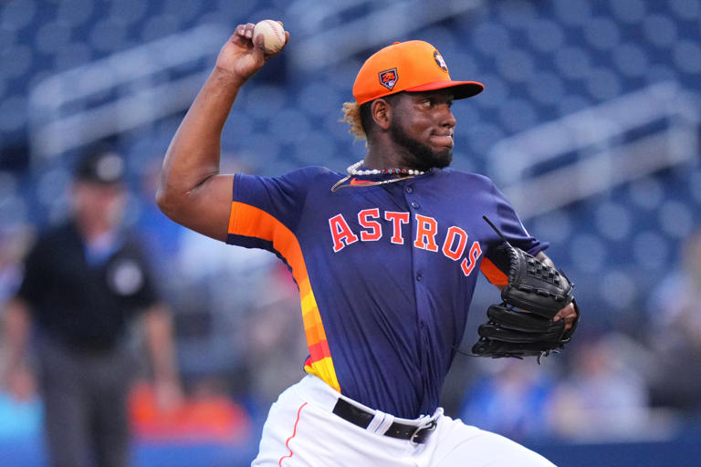 Astros finalize starting rotation