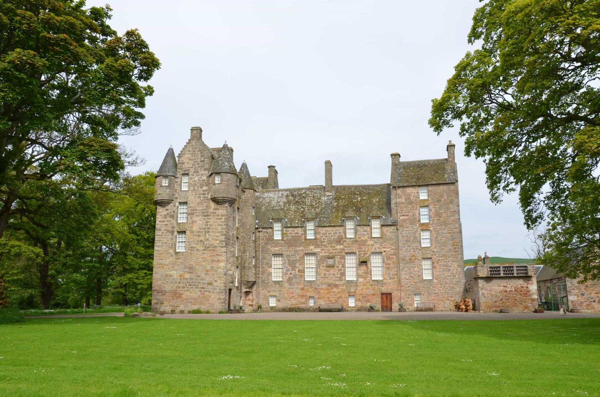 <p>This picturesque 14th-century castle in Fife has a dark past: a resident named Anne Erskine died when she fell from an upstairs window. She apparently has unfinished business with her family home. </p><p><a href="https://www.msn.com/en-ca/community/channel/vid-7xx8mnucu55yw63we9va2gwr7uihbxwc68fxqp25x6tg4ftibpra?cvid=94631541bc0f4f89bfd59158d696ad7e">Follow us and access great exclusive content every day</a></p>