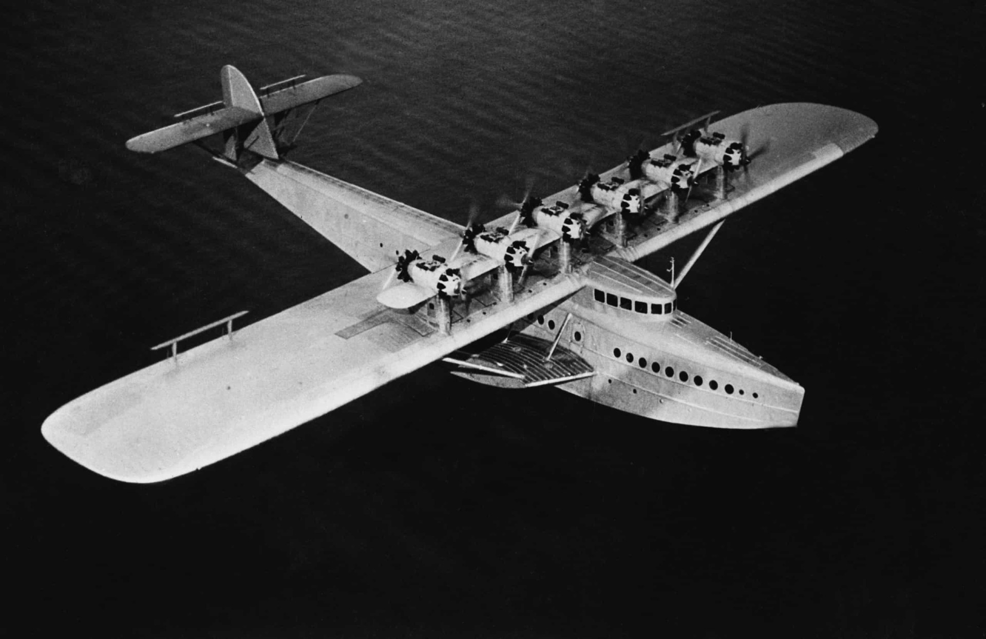 Take flight through air travel's golden years