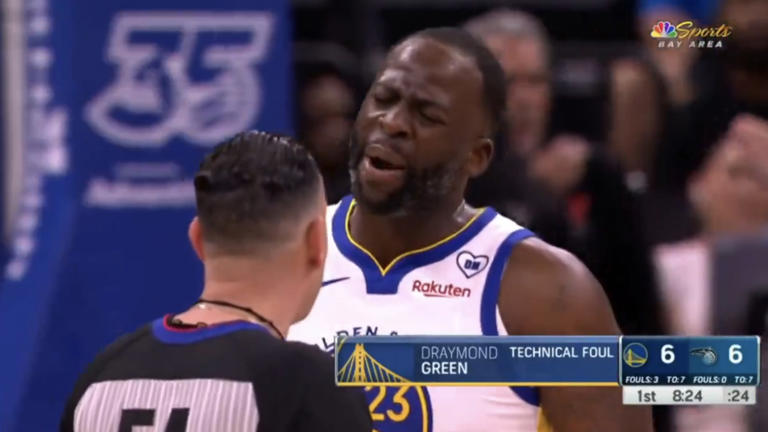 Draymond Green instantly ejected vs. Magic, and Stephen Curry looked devastated