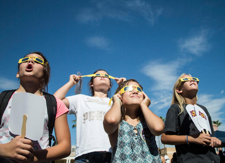 Where to get solar eclipse glasses online and in Arizona for the April