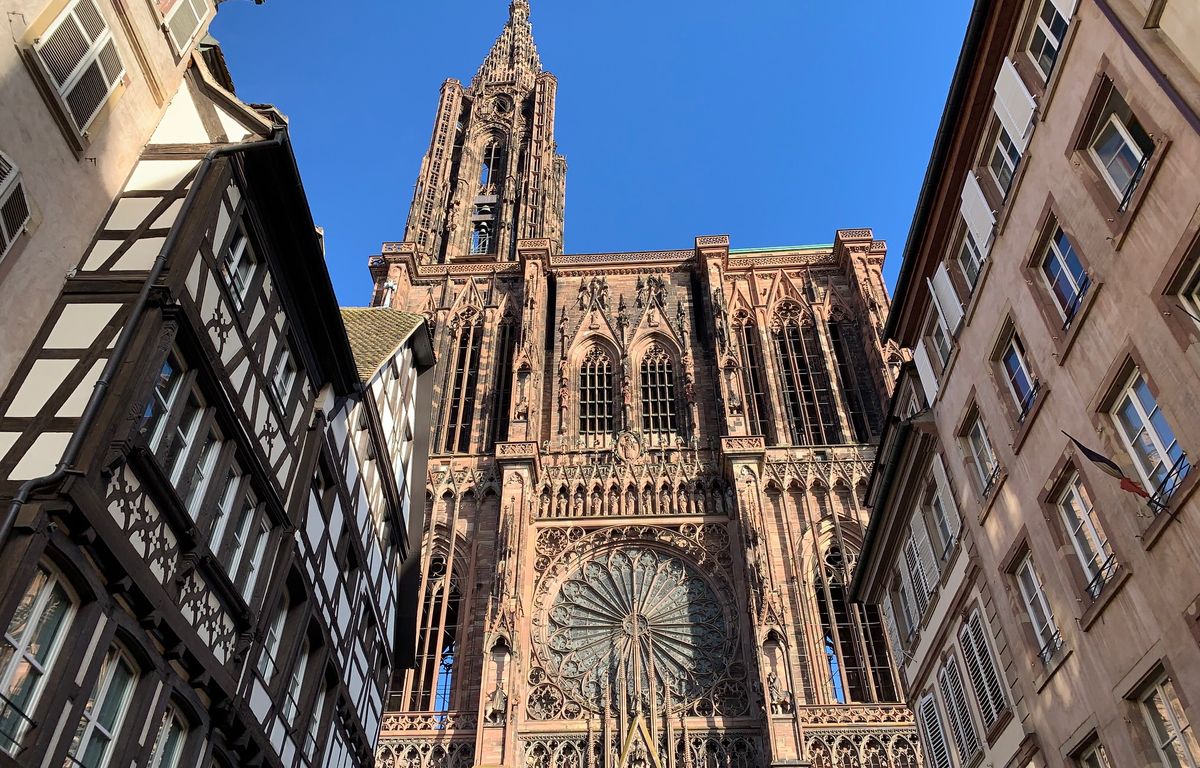 la cathédrale de strasbourg brièvement évacuée après « un appel malveillant »