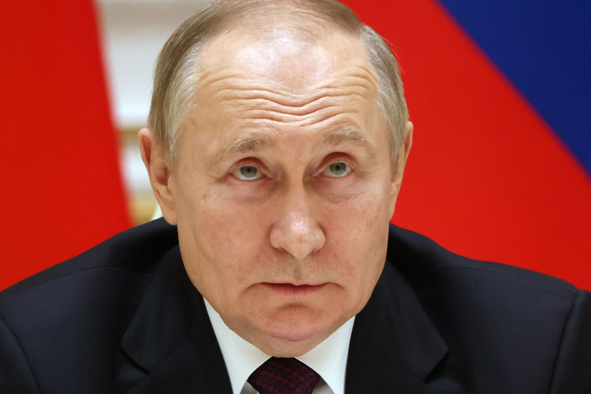 Paranoid Putin: Russia's leader goes to extreme lengths to stay safe