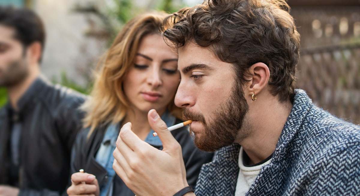 batalla por el liderazgo de los cigarrillos: la propietaria de 'fortuna' supera a la de 'marlboro'