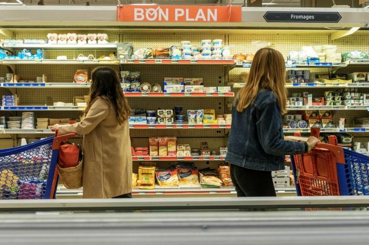 leclerc, lidl, auchan, carrefour : tout savoir sur les cartes de fidélité des supermarchés