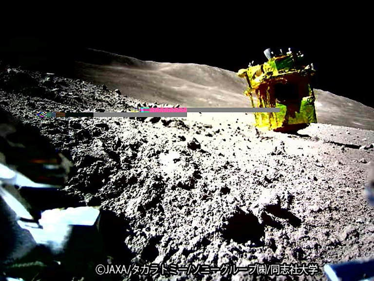 el módulo espacial japonés slim sobrevive a una segunda noche lunar