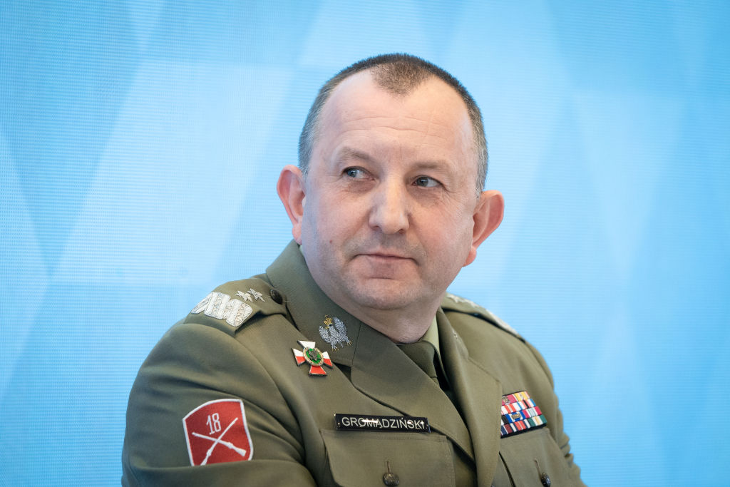 destituido e investigado por espionaje el general polaco al mando del eurocuerpo