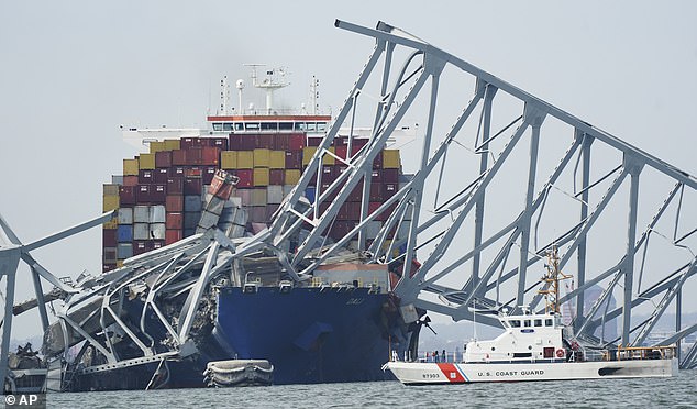 doomed dali ship's audio black box reveals multiple alarms were blaring in moments leading up to collision with key bridge and that pilot frantically requested tug boat help and for anchor to be dropped