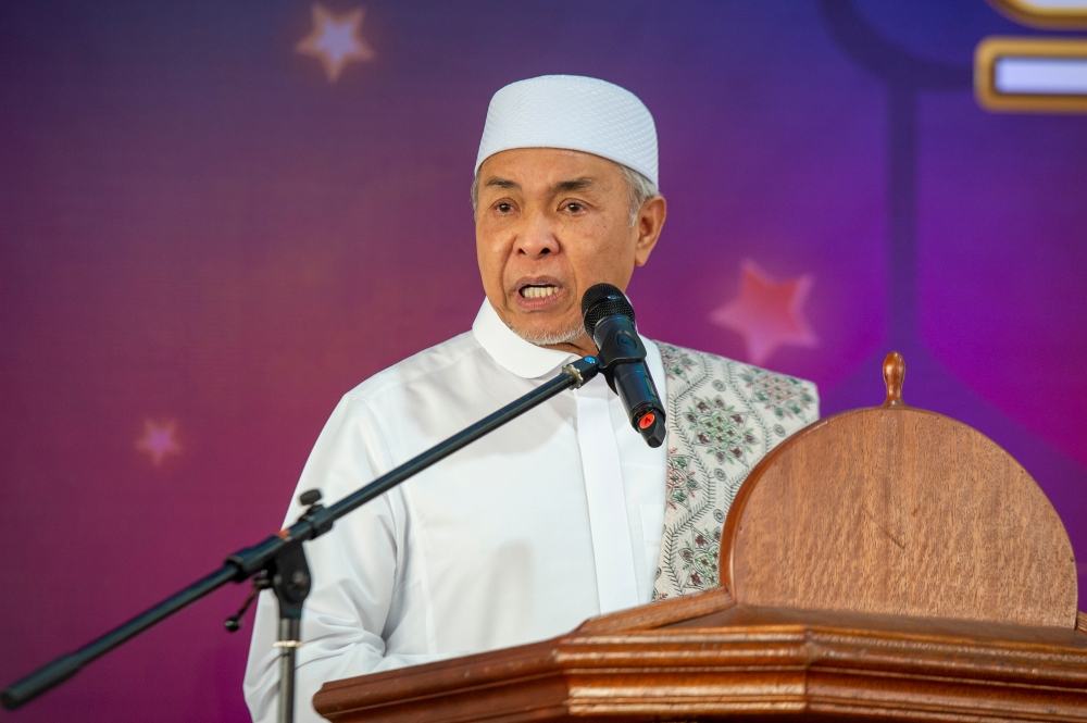 dpm zahid: anti-establishment groups must be curbed before they become burdensome ‘biawak hidup’