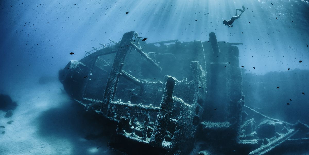 divers unraveled an amazing mystery from the deep: a sunken 18th-century warship