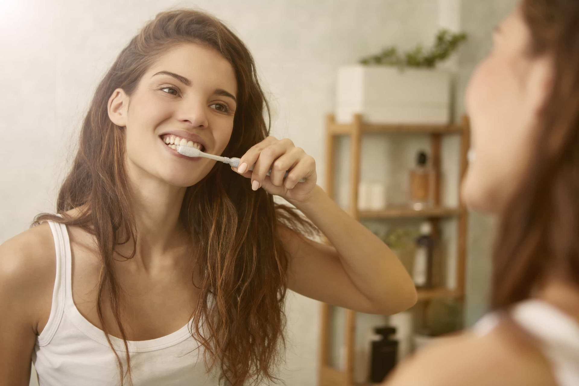 How To Whiten Your Teeth Naturally From Home