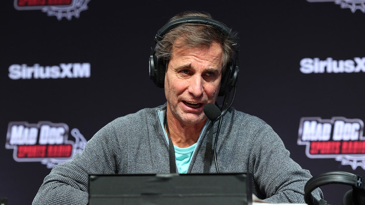 chris 'mad dog' russo shares gripe about march madness: 'absolute disgrace!'