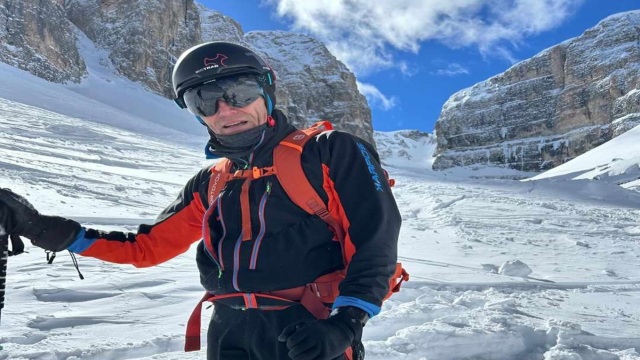 ιταλία: σκιέρ επέζησε επί 23 ώρες θαμμένος κάτω από χιονοστιβάδα - οι γιατροί κάνουν λόγο για ''θαύμα''