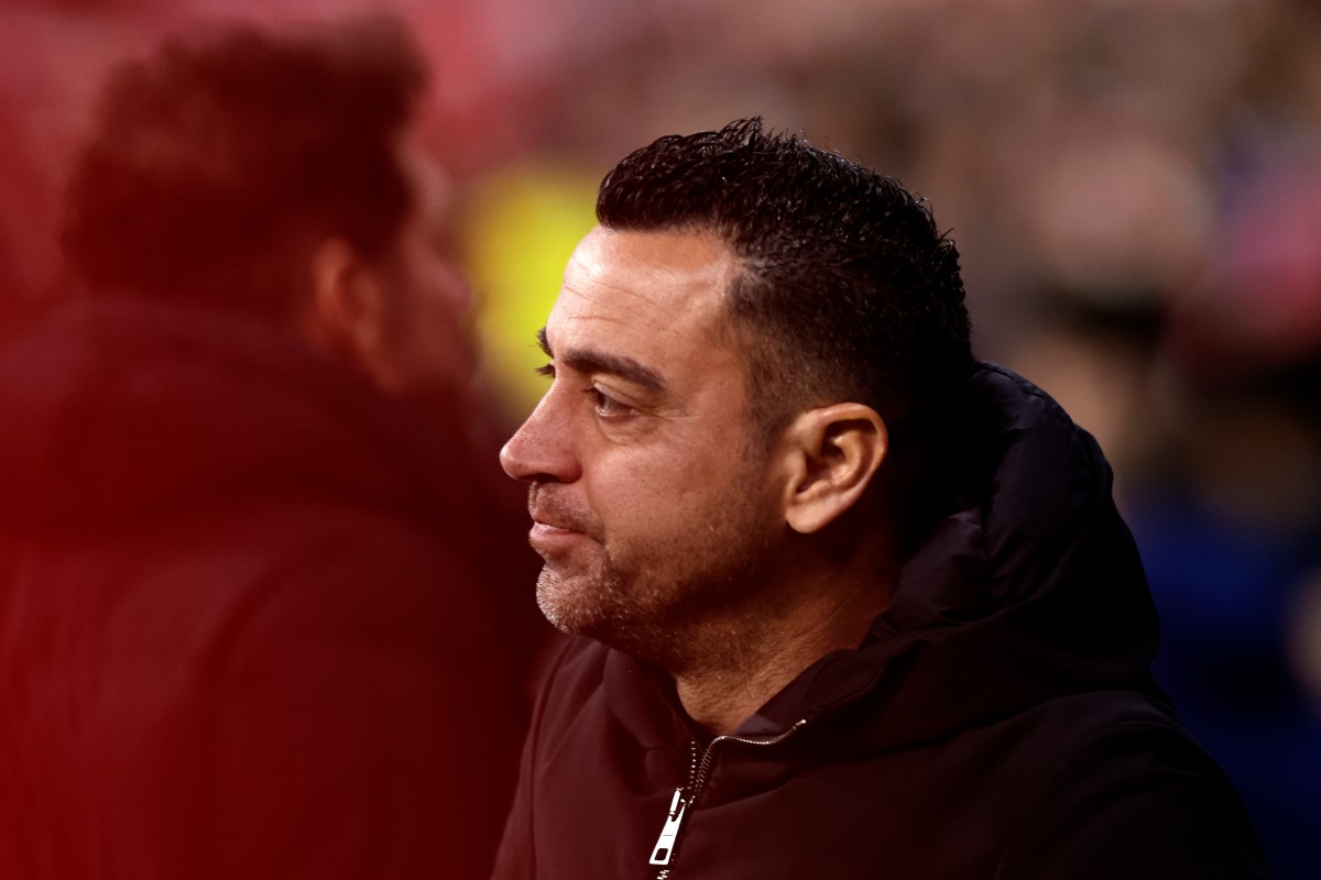 barcelona to offer xavi a new role