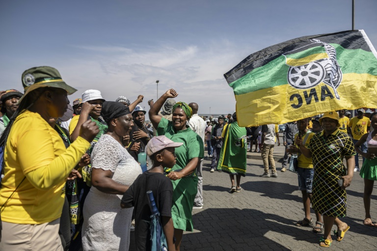 afrique du sud: l'ex-président jacob zuma exclu des prochaines élections